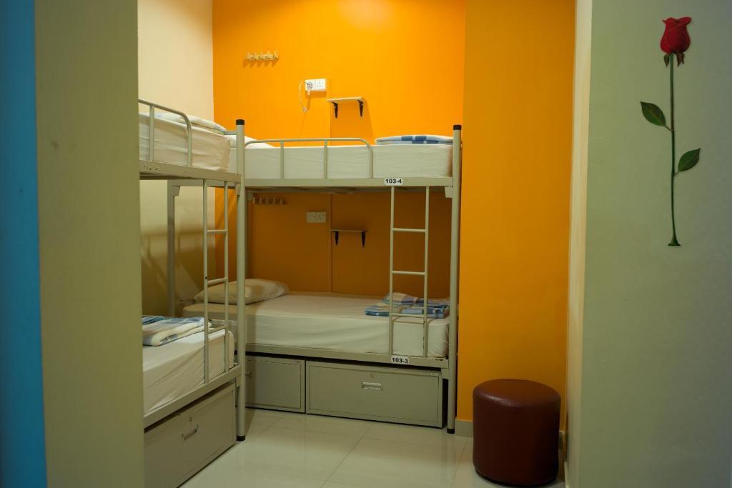Mitraa Inn Singapore Room photo
